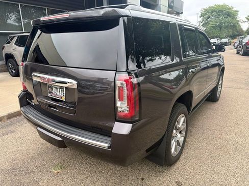 Used 2017 GMC Yukon Denali AWD/4WD image 7
