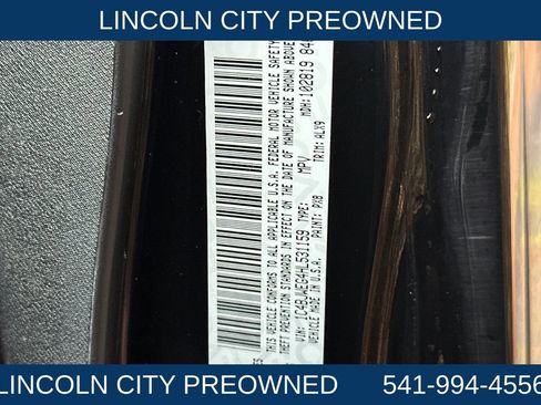 Used 2017 Jeep Wrangler Unlimited Sahara w/ Connectivity Group image 26