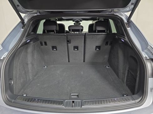 Certified 2026 Porsche Macan AWD/4WD image 25