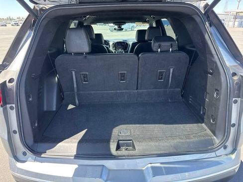 Used 2023 Chevrolet Traverse Premier AWD/4WD image 13