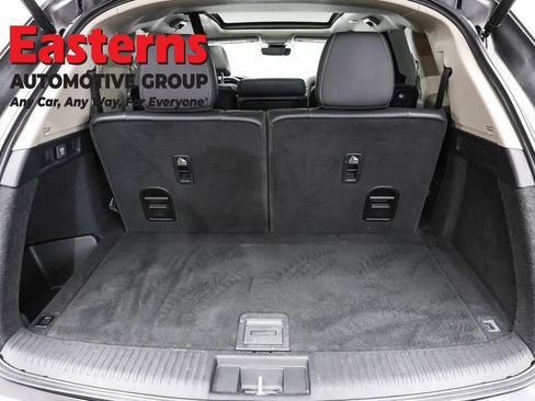 Used 2023 Acura MDX SH-AWD w/ Technology Package image 9