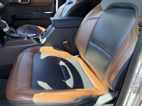 Used 2024 Ford Bronco Outer Banks AWD/4WD image 10