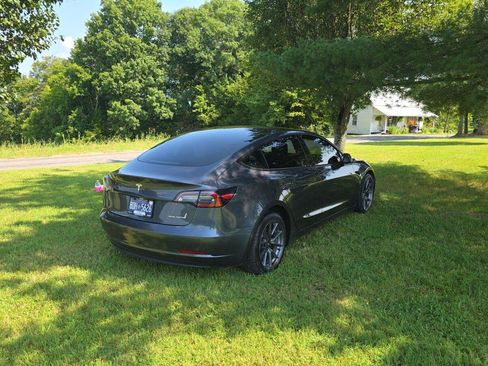 Used 2021 Tesla Model 3 Long Range AWD/4WD image 3