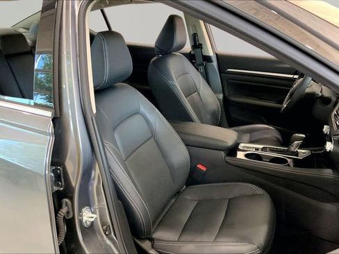 Used 2024 Nissan Altima 2.5 SL AWD/4WD image 20