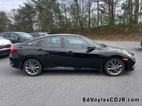 Used 2021 Honda Civic EX image 9