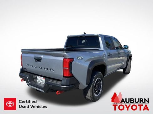 Certified 2024 Toyota Tacoma TRD Off-Road w/ TRD Off Road Upgrade Package AWD/4WD image 8