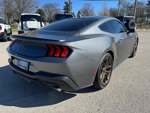 Used 2025 Ford Mustang Premium RWD image 3