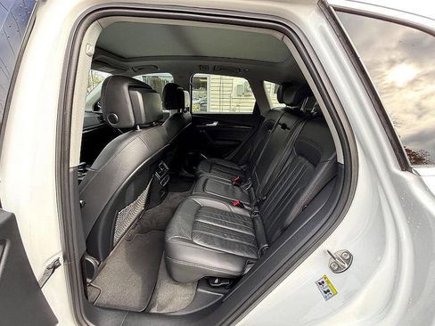 Used 2019 Audi Q5 2.0T Premium w/ Convenience Package image 15