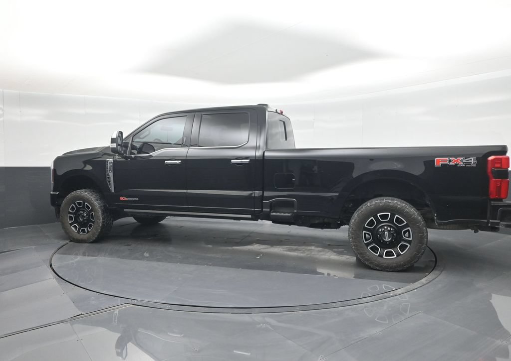 Used 2024 Ford F350 Platinum w/ FX4 Off-Road Package AWD/4WD image 29