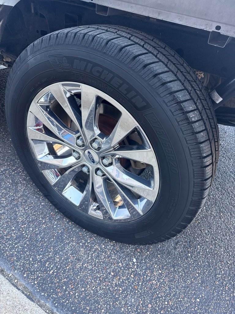 Used 2016 Ford F150 Lariat AWD/4WD image 4