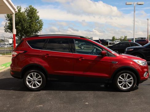 Used 2018 Ford Escape SEL AWD/4WD image 5