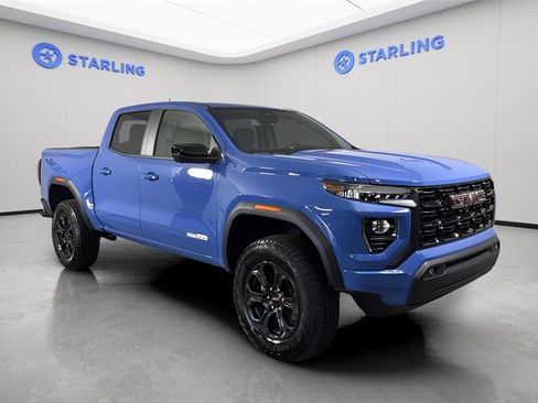 Used 2025 GMC Canyon Elevation w/ Convenience Package image 12