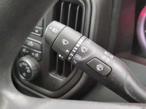 Used 2022 Chevrolet Silverado 1500 Custom Trail Boss image 24