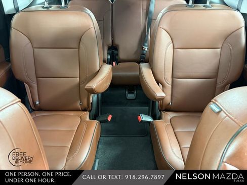 Used 2018 Chevrolet Traverse High Country AWD/4WD image 31