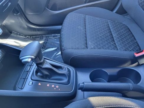 Used 2023 Kia Rio S image 24