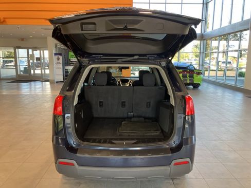 Used 2017 GMC Terrain SLE image 25