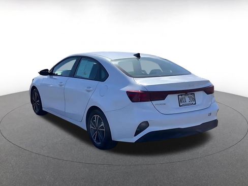 Used 2024 Kia Forte LXS FWD image 10