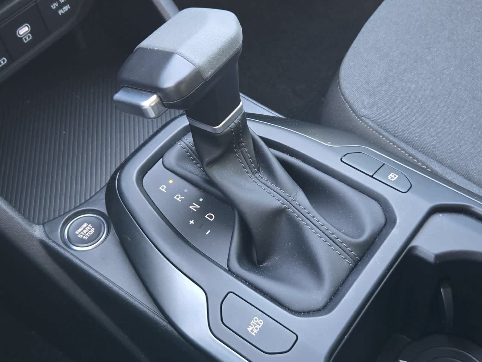 Used 2025 Kia K4 FWD image 32