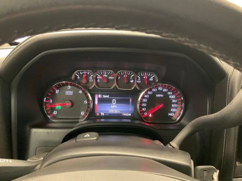 Used 2015 GMC Sierra 1500 SLE w/ SLE Value Package AWD/4WD image 12