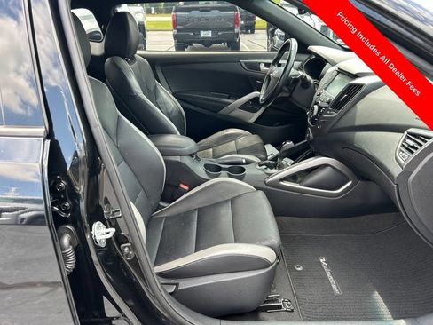 Used 2017 Hyundai Veloster Turbo w/ Tech Package 02 FWD image 21