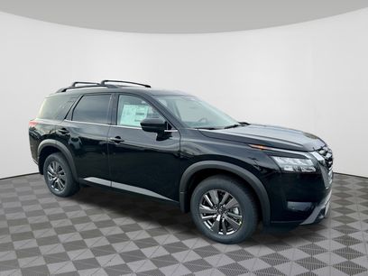 New 2025 Nissan Pathfinder SV