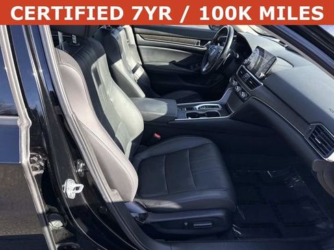Used 2022 Honda Accord Touring image 9