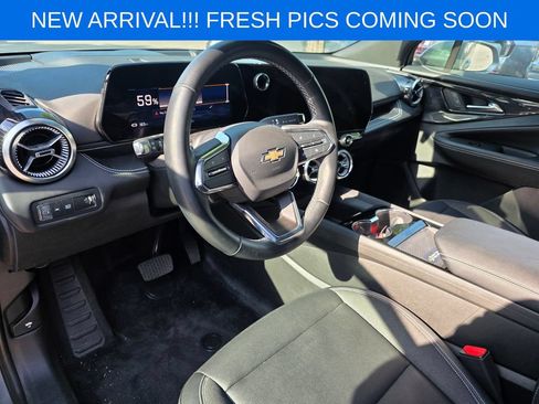 Used 2024 Chevrolet Blazer EV LT AWD/4WD image 8