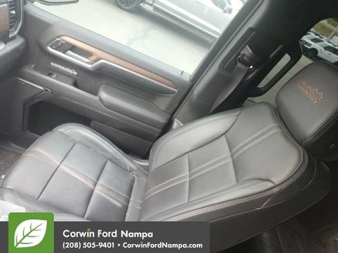 Used 2022 Chevrolet Silverado 1500 High Country AWD/4WD image 27