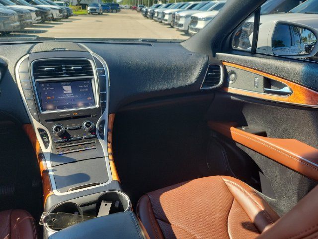 Certified 2020 Lincoln Nautilus Reserve FWD image 23