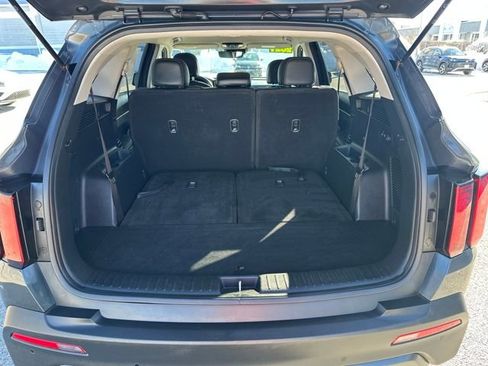 Used 2021 Kia Sorento S image 33