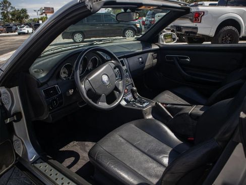 Used 1998 Mercedes-Benz SLK 230 image 16
