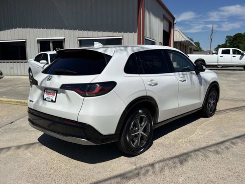 Used 2023 Honda HR-V EX-L image 7
