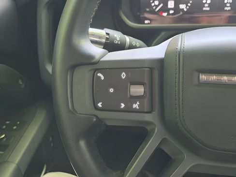 Used 2020 Land Rover Defender 110 X AWD/4WD image 18