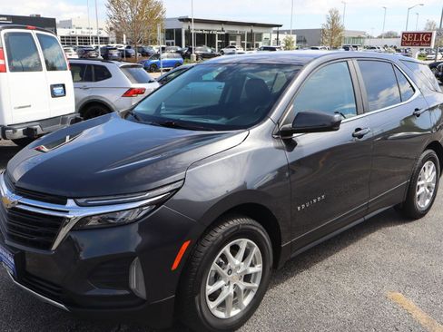 Used 2023 Chevrolet Equinox LT AWD/4WD image 6