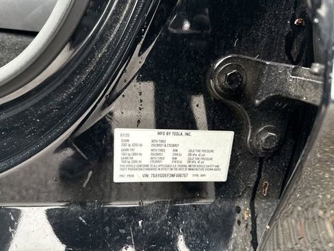 Used 2022 Tesla Model Y Performance image 24