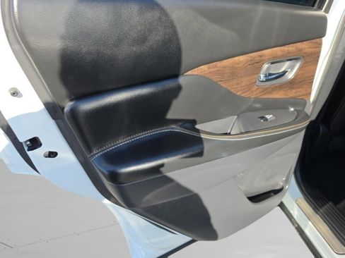 Used 2023 Nissan Murano Platinum w/ Cargo Package FWD image 24