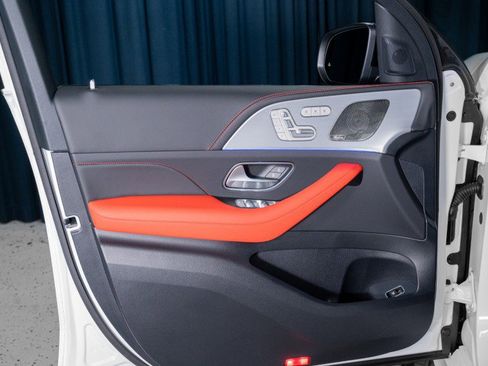 New 2025 Mercedes-Benz GLE 63 AMG S image 12