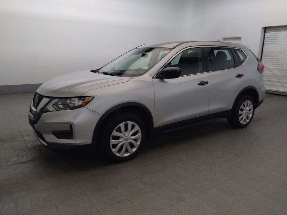 Used 2019 Nissan Rogue S AWD/4WD image 2