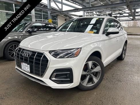 Used 2023 Audi Q5 2.0T Premium Plus w/ Premium Plus Package image 1