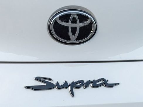 Used 2025 Toyota Supra Premium w/ Driver Assist Package image 5