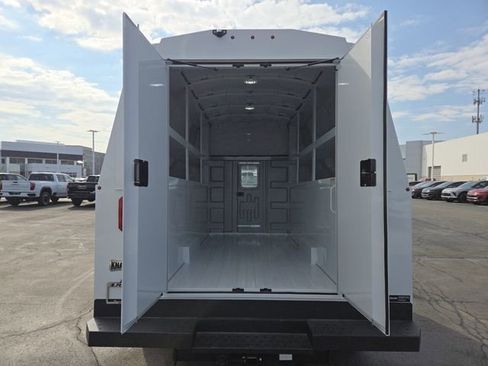 New 2025 Chevrolet Express 3500 w/ Power Convenience Package RWD image 18