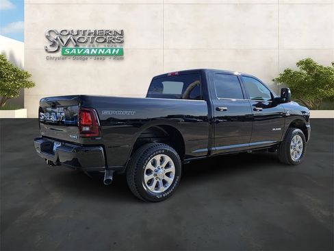 New 2026 RAM 2500 Big Horn AWD/4WD image 5