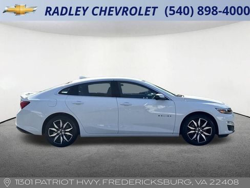 Certified 2024 Chevrolet Malibu RS w/ LPO, Floor Liner Package image 6