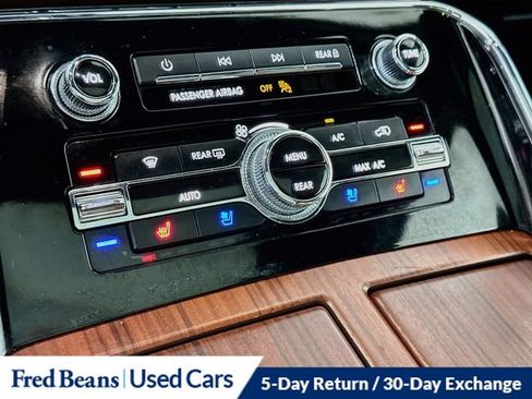 Certified 2023 Lincoln Navigator L Reserve AWD/4WD image 23