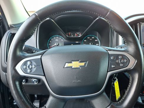 Used 2019 Chevrolet Colorado LT w/ LT Convenience Package image 20