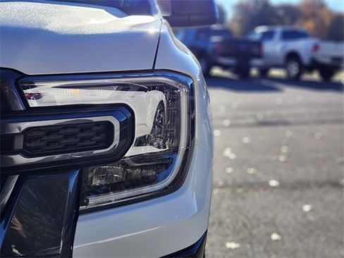 Certified 2024 Ford Ranger XLT image 10