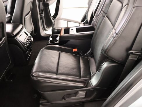 Used 2020 Lincoln Aviator Reserve w/ Equipment Group 202A image 13