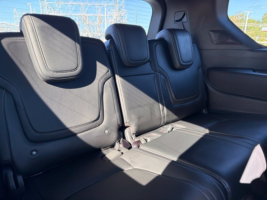 Certified 2026 Nissan Armada PRO-4X AWD/4WD image 17