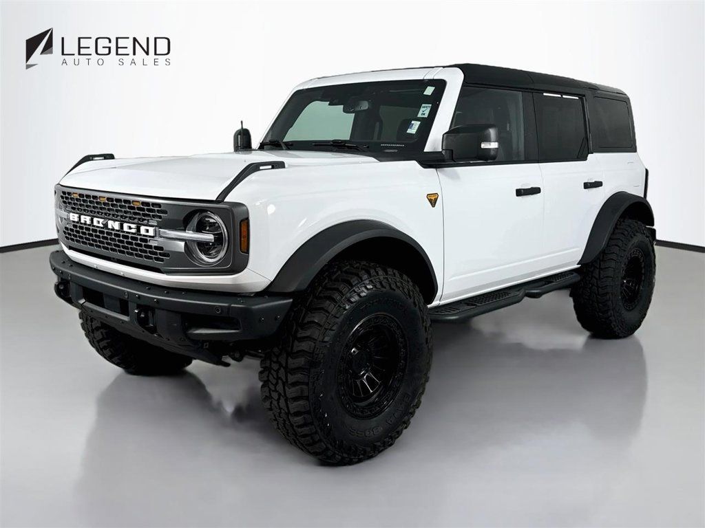 Used 2025 Ford Bronco Badlands AWD/4WD image 1