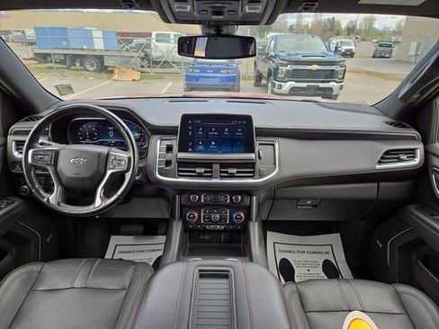 Used 2022 Chevrolet Suburban RST w/ Luxury Package AWD/4WD image 3